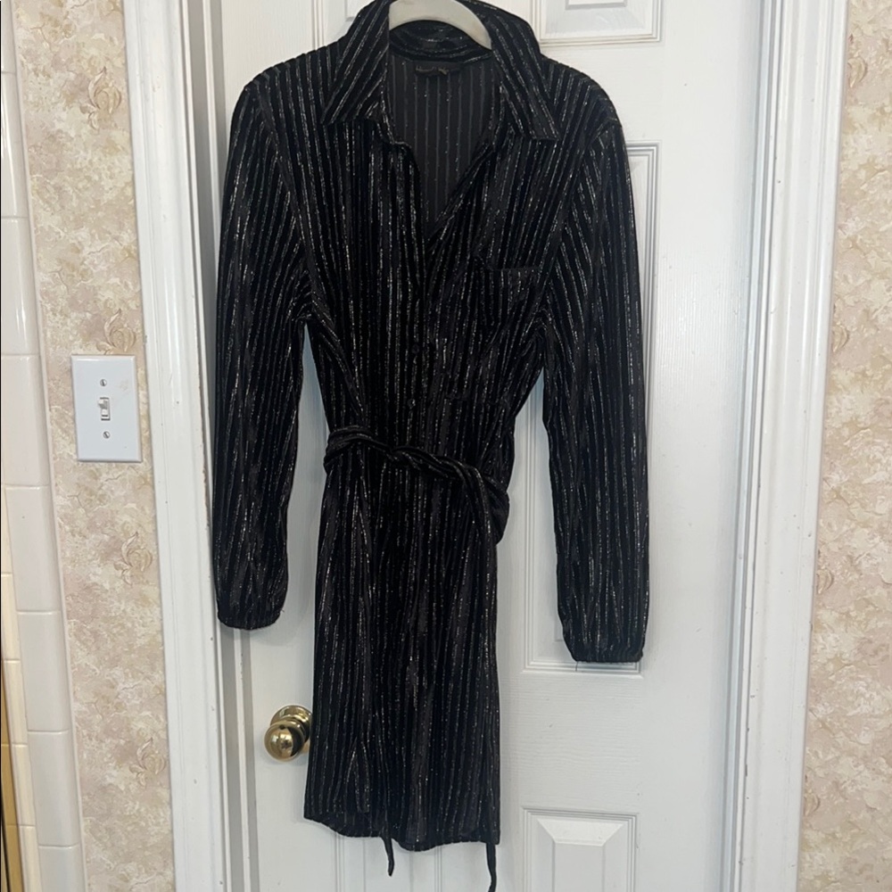House of Harlow 1960 Black and Silver Long Sleeve Dress